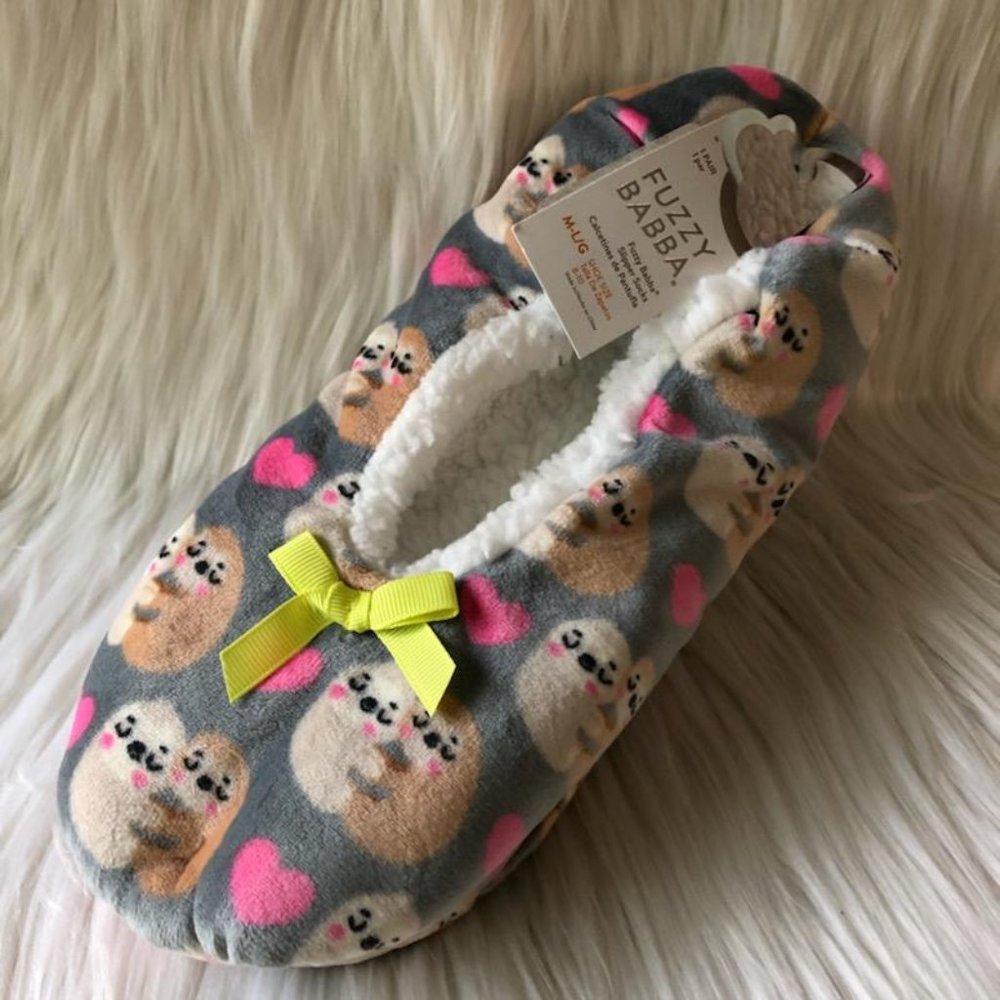 Fuzzy Babba Hugging Sloths Slipper Socks